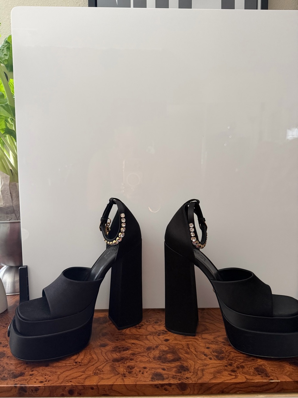 Versace Black Platform Block-Heel Sandals with Gold Chain Ankle Strap - Picture 5 of 13